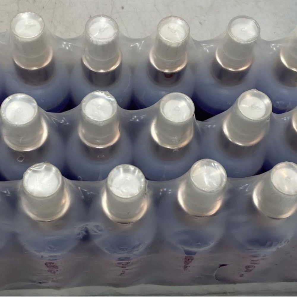 2 ~ 100ml bottles Revolution Skincare Superfruit Extract/Essence Facial Spray - Picture 4 of 4